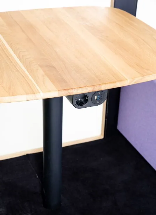 BuzziNest - Sound Reducing Privacy Booth