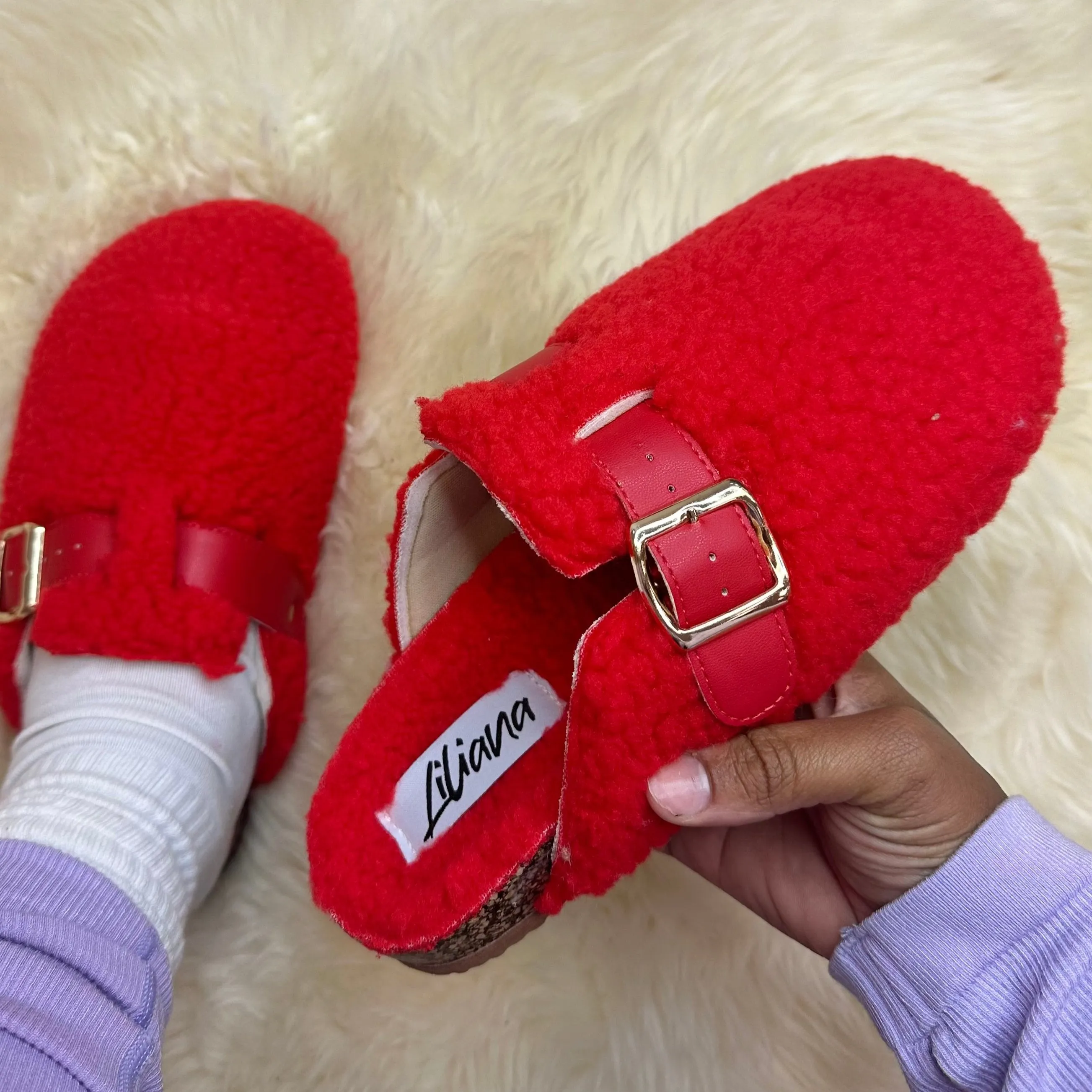 CAMILE-3 Red Faux Fur