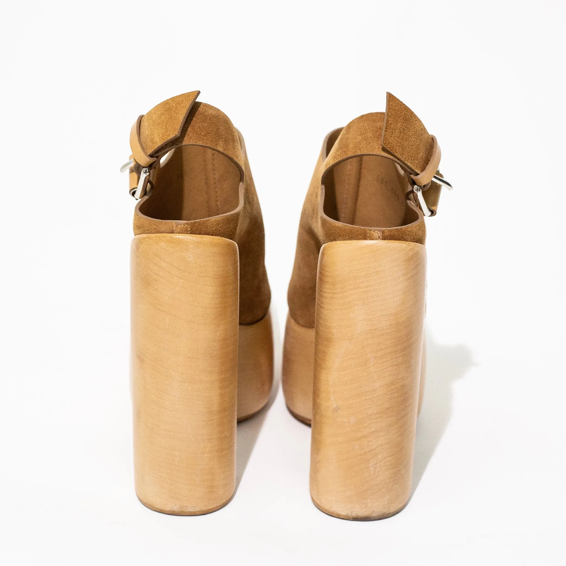 SUEDE CLOGS CASADEI